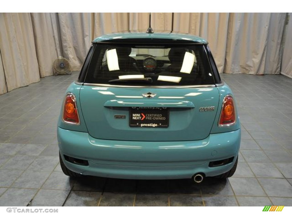 2010 Cooper Hardtop - Oxygen Blue / Grey/Carbon Black photo #16