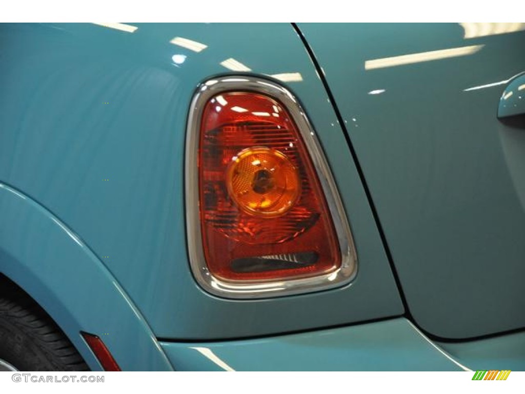 2010 Cooper Hardtop - Oxygen Blue / Grey/Carbon Black photo #18