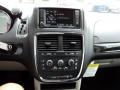 Sandstone - Grand Caravan SXT Photo No. 6