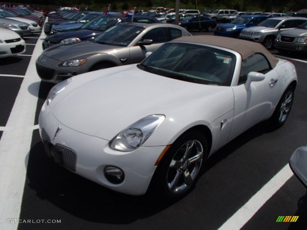 2007 Solstice Roadster - Pure White / Steel/Sand photo #3