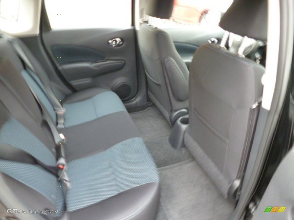 2014 Nissan Versa Note SV Rear Seat Photo #83670279