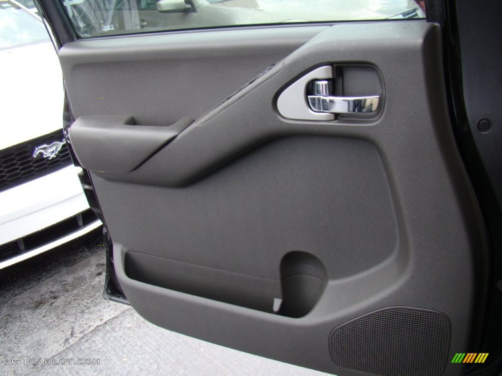 2011 Equator Sport Crew Cab - Gunpowder Black / Graphite photo #15