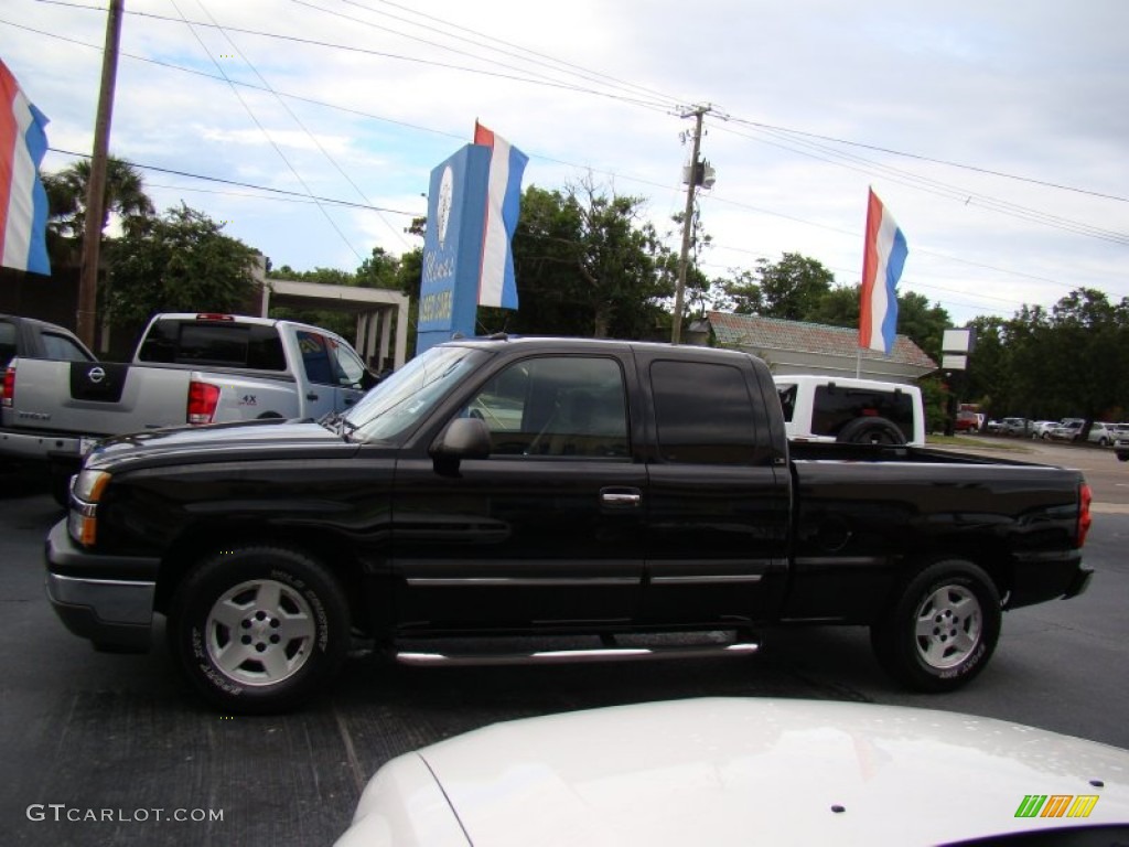 2005 Silverado 1500 LS Extended Cab - Black / Dark Charcoal photo #5