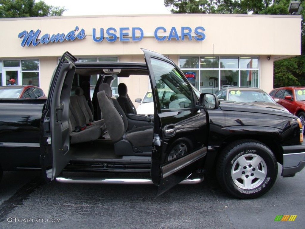 2005 Silverado 1500 LS Extended Cab - Black / Dark Charcoal photo #12