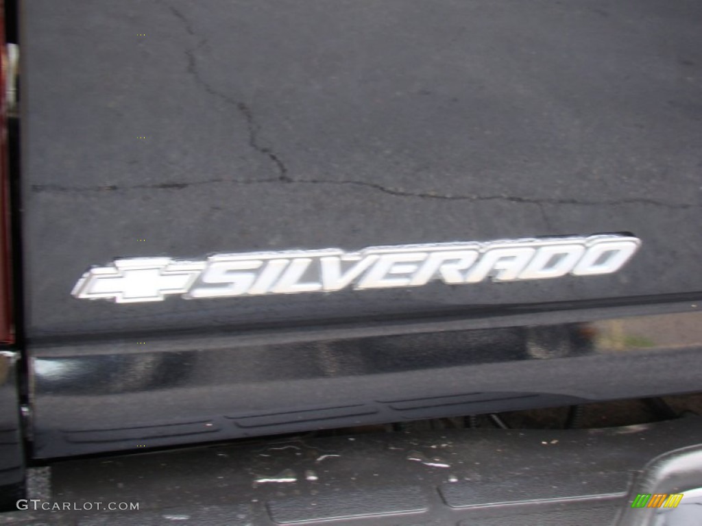 2005 Silverado 1500 LS Extended Cab - Black / Dark Charcoal photo #27