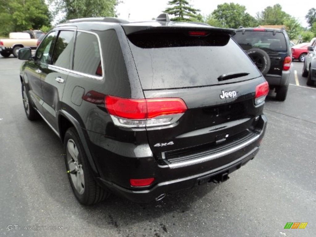 2014 Grand Cherokee Overland 4x4 - Brilliant Black Crystal Pearl / Overland Morocco Black photo #3