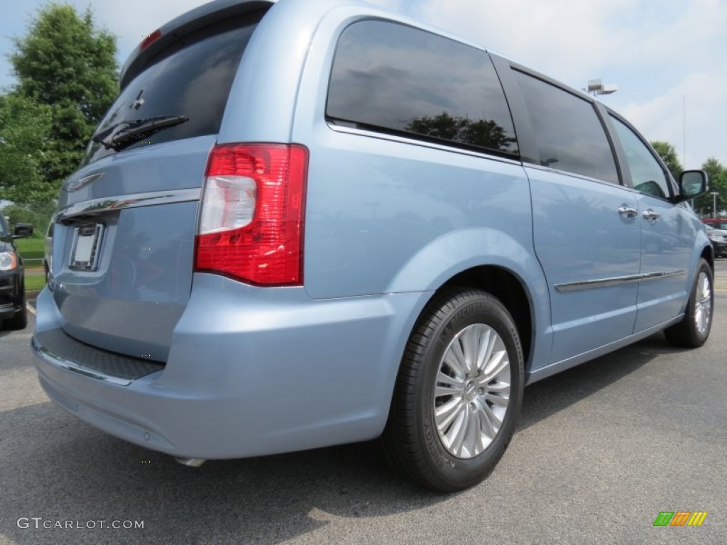 2013 Town & Country Touring - L - Crystal Blue Pearl / Dark Frost Beige/Medium Frost Beige photo #3
