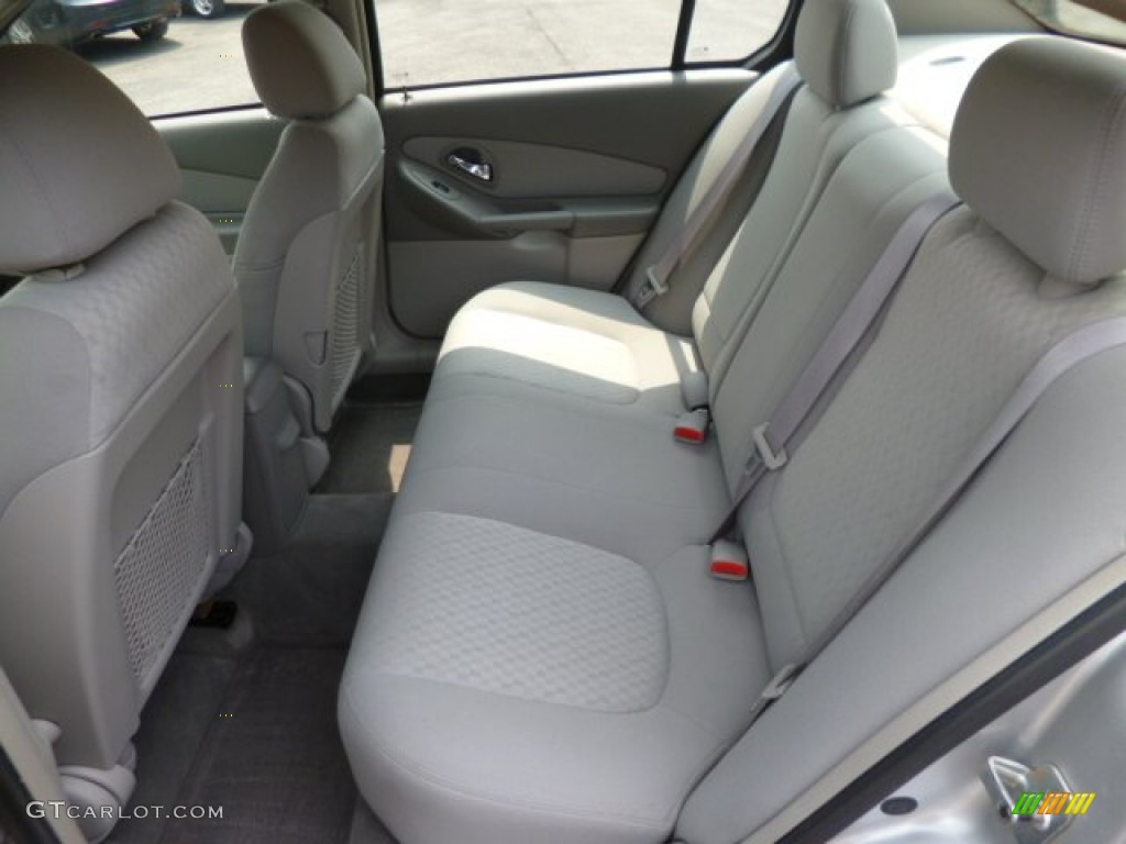 Gray Interior 2005 Chevrolet Malibu Sedan Photo #83676919