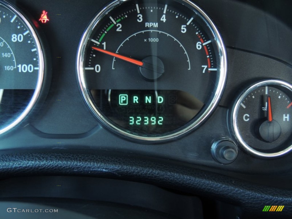 2011 Wrangler Sport 4x4 - Mango Tango Pearl / Black photo #15