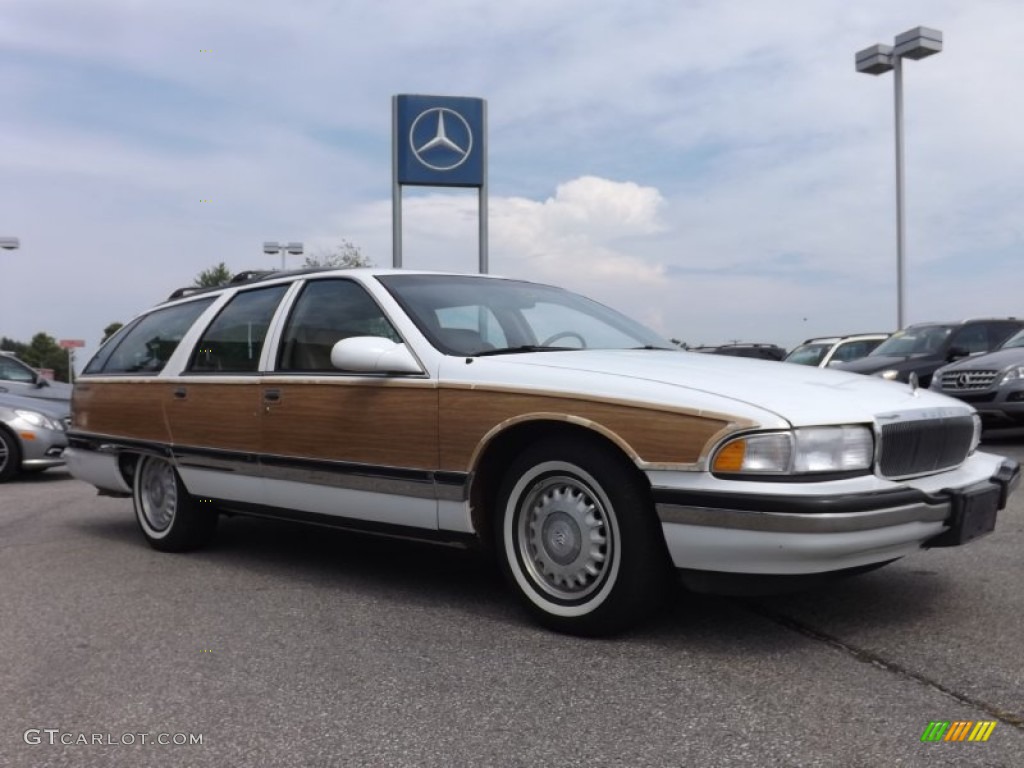 1996 Roadmaster Estate Wagon - Bright White / Beige photo #3