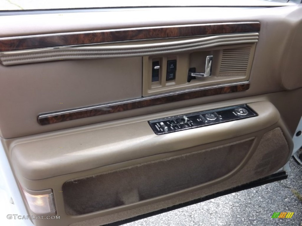 1996 Roadmaster Estate Wagon - Bright White / Beige photo #9