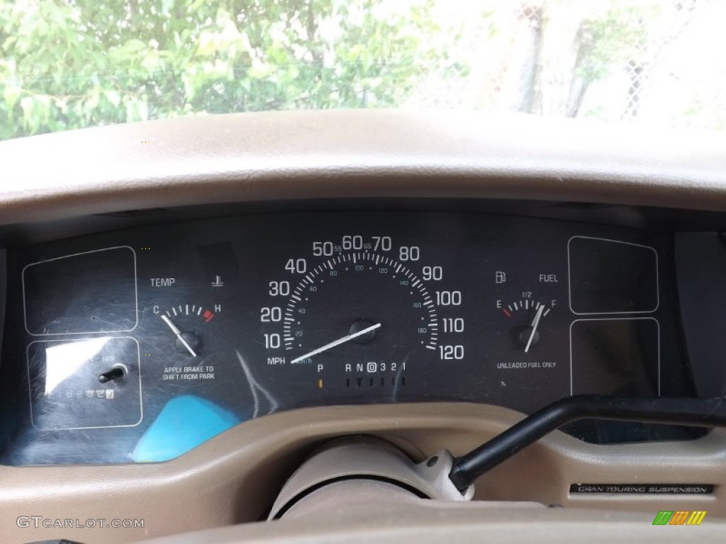 1996 Roadmaster Estate Wagon - Bright White / Beige photo #11