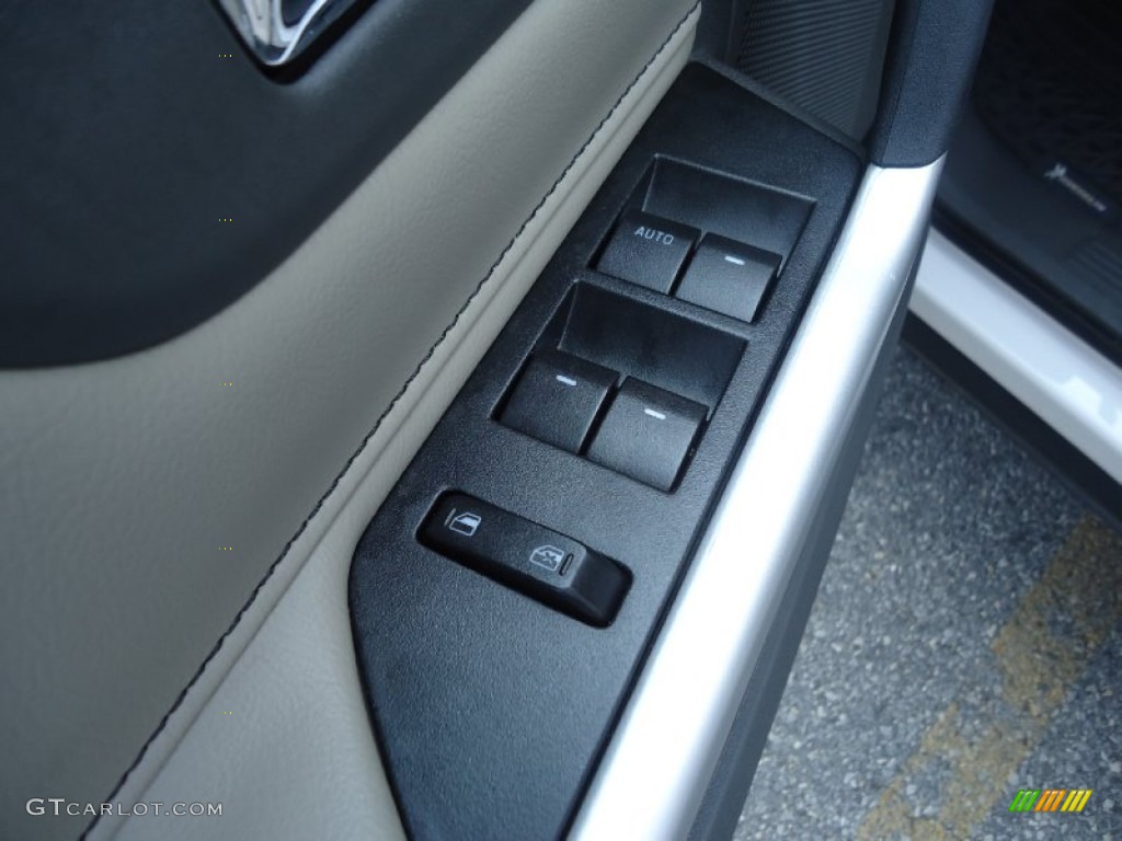 2012 Edge SEL - White Platinum Metallic Tri-Coat / Medium Light Stone photo #21