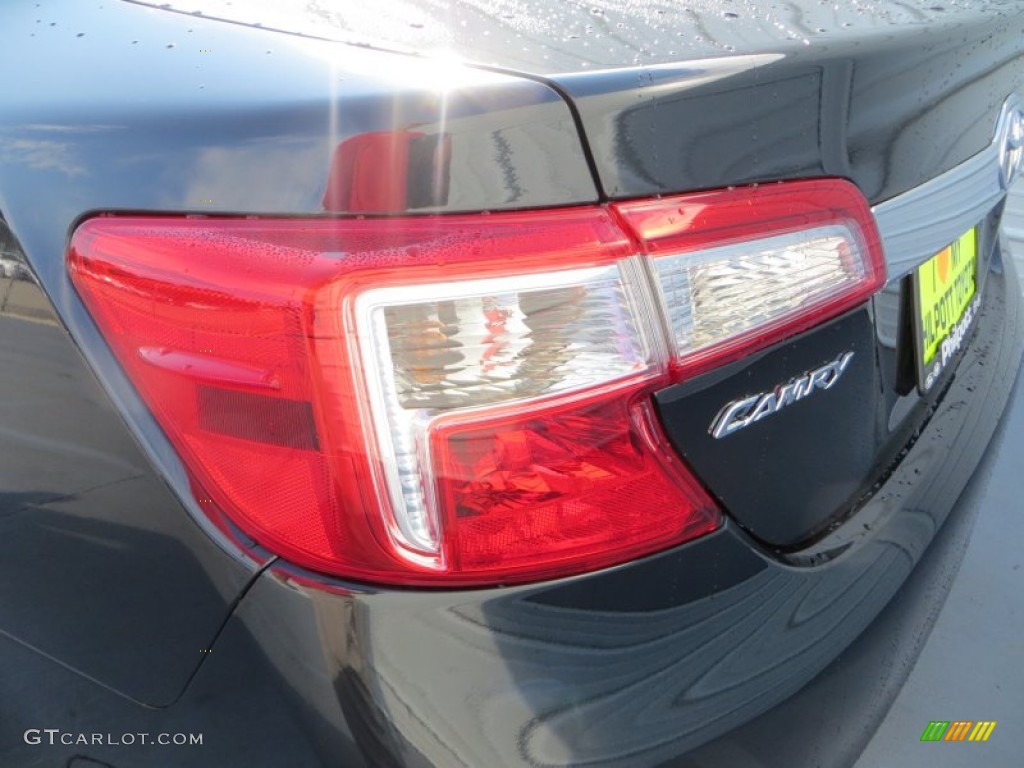 2013 Camry XLE - Cosmic Gray Metallic / Ash photo #11