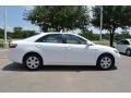 Super White - Camry LE Photo No. 6