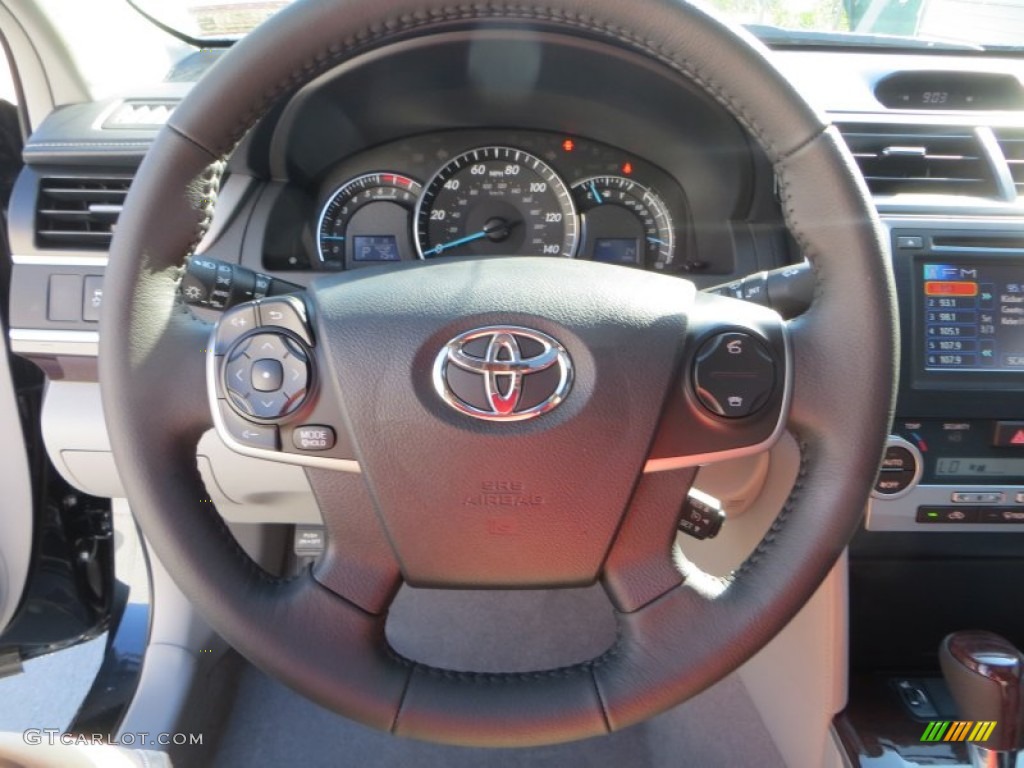 2013 Camry XLE - Cosmic Gray Metallic / Ash photo #32