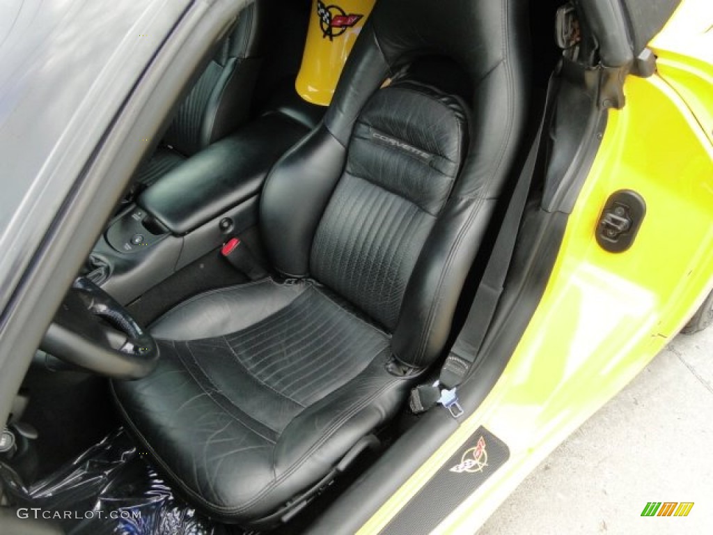 2004 Corvette Convertible - Millenium Yellow / Black photo #11