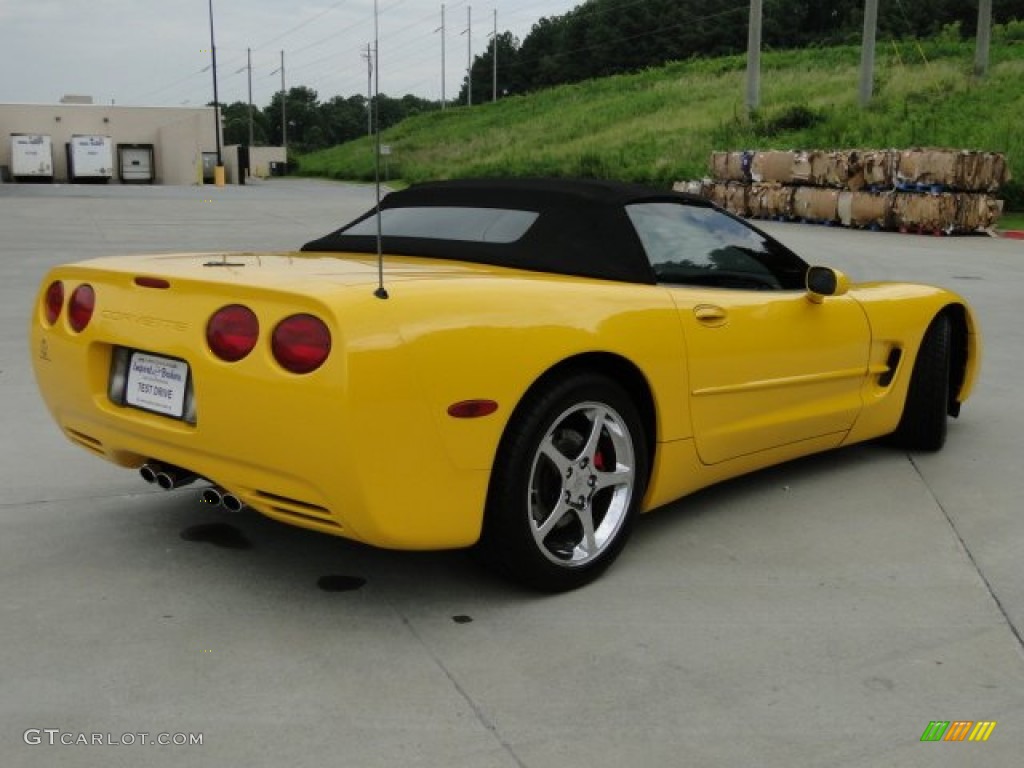 2004 Corvette Convertible - Millenium Yellow / Black photo #32