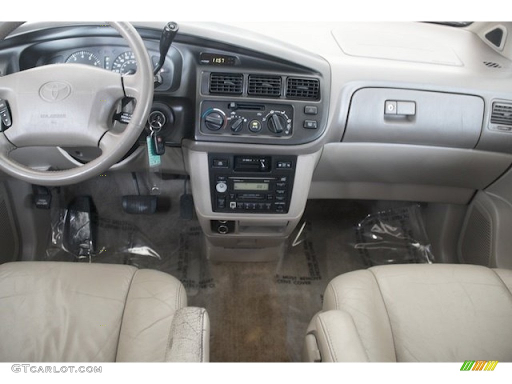 1999 Sienna XLE - Sable Pearl / Gray photo #5