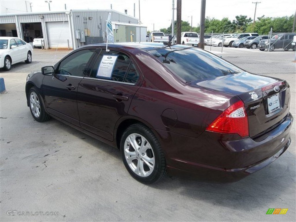 2012 Fusion SE - Bordeaux Reserve Metallic / Medium Light Stone photo #3