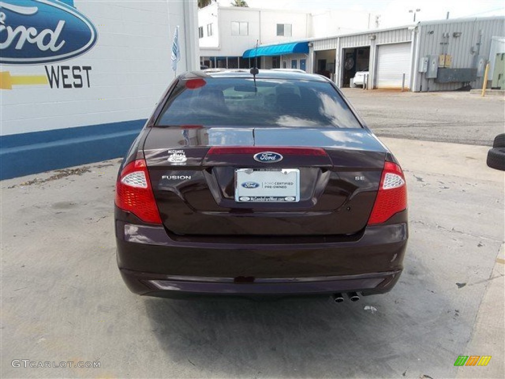 2012 Fusion SE - Bordeaux Reserve Metallic / Medium Light Stone photo #4