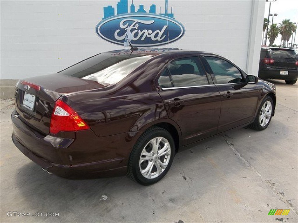 2012 Fusion SE - Bordeaux Reserve Metallic / Medium Light Stone photo #5
