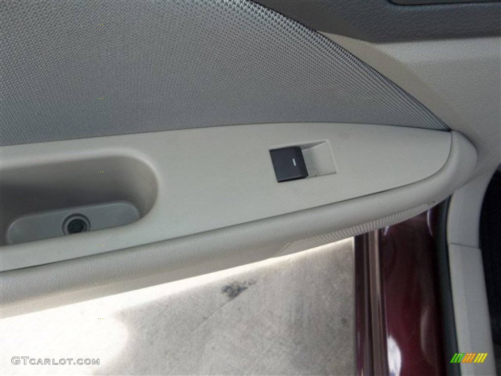 2012 Fusion SE - Bordeaux Reserve Metallic / Medium Light Stone photo #7