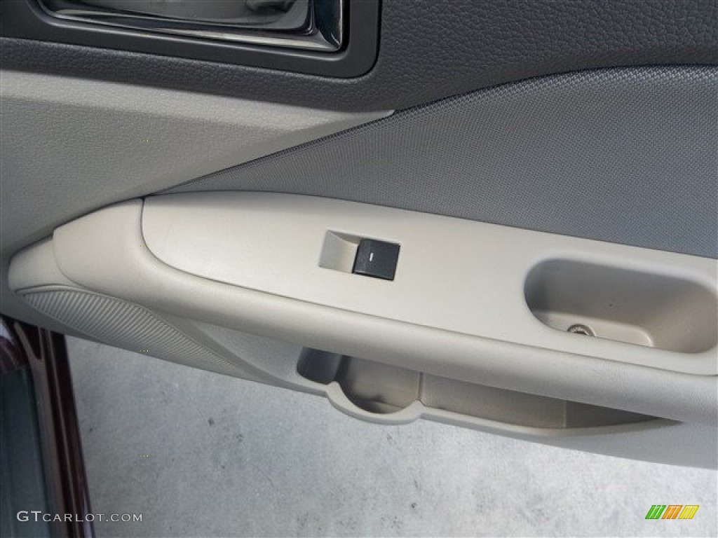 2012 Fusion SE - Bordeaux Reserve Metallic / Medium Light Stone photo #13