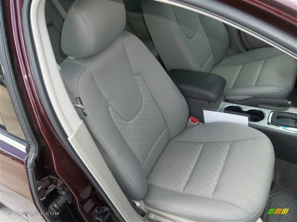 2012 Fusion SE - Bordeaux Reserve Metallic / Medium Light Stone photo #15