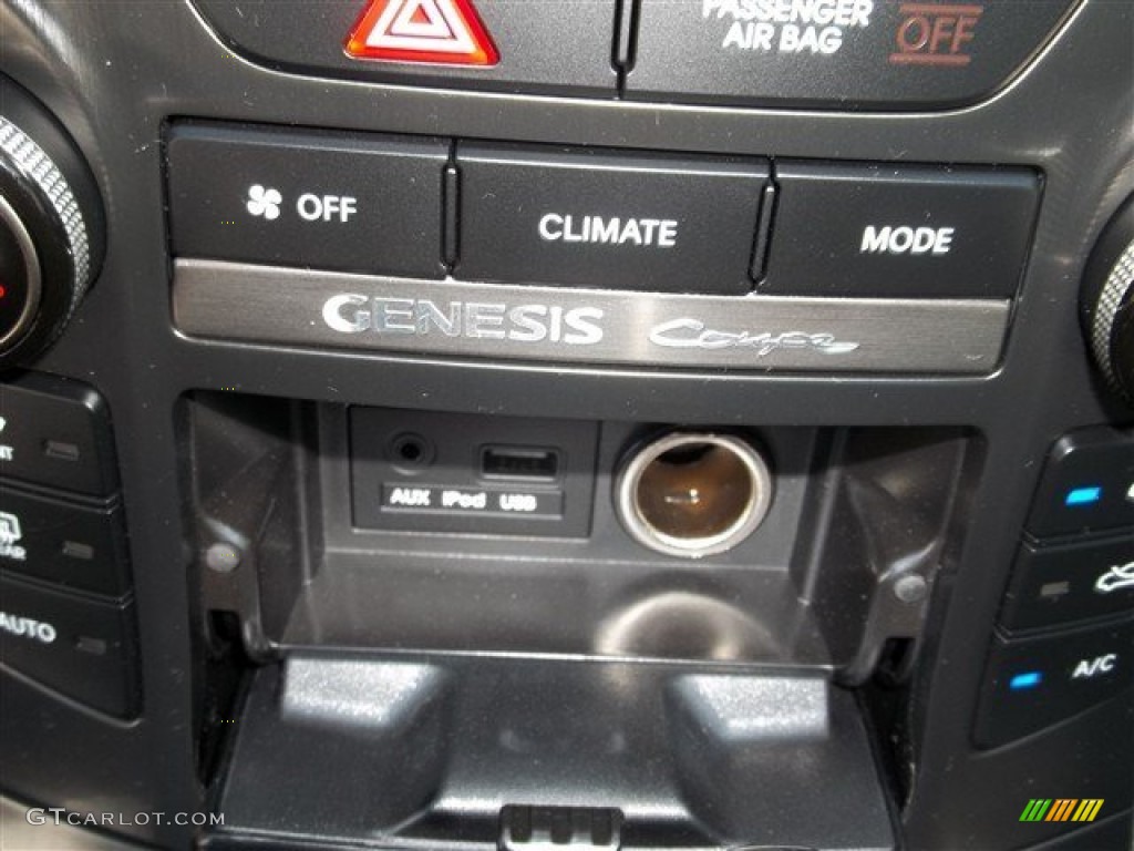 2013 Genesis Coupe 2.0T - Black Noir Pearl / Black Cloth photo #23