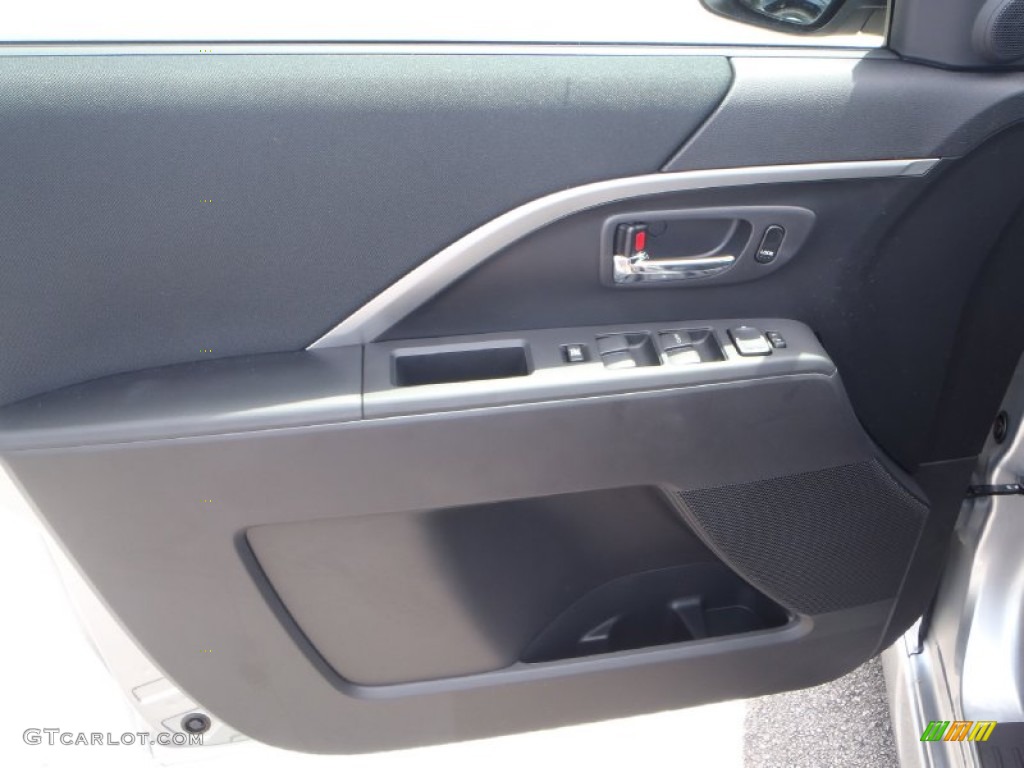 2013 MAZDA5 Touring - Liquid Silver Metallic / Black photo #9