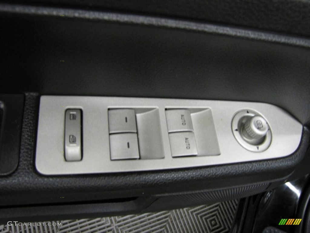 2006 Zephyr  - Black Clearcoat / Dark Charcoal photo #11