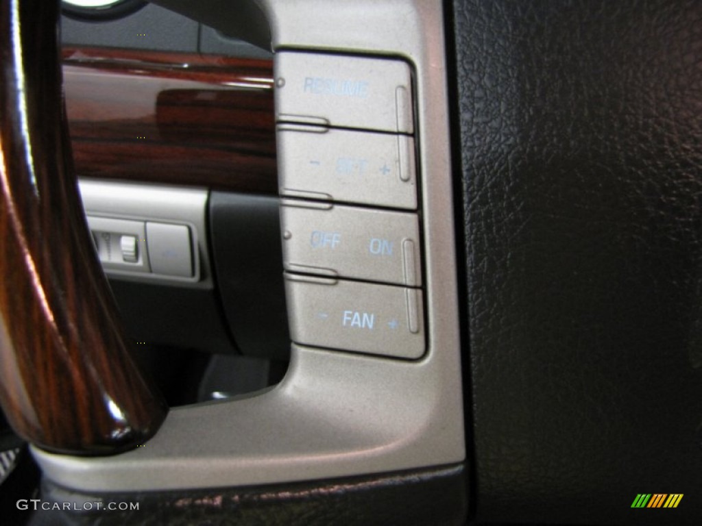 2006 Zephyr  - Black Clearcoat / Dark Charcoal photo #16