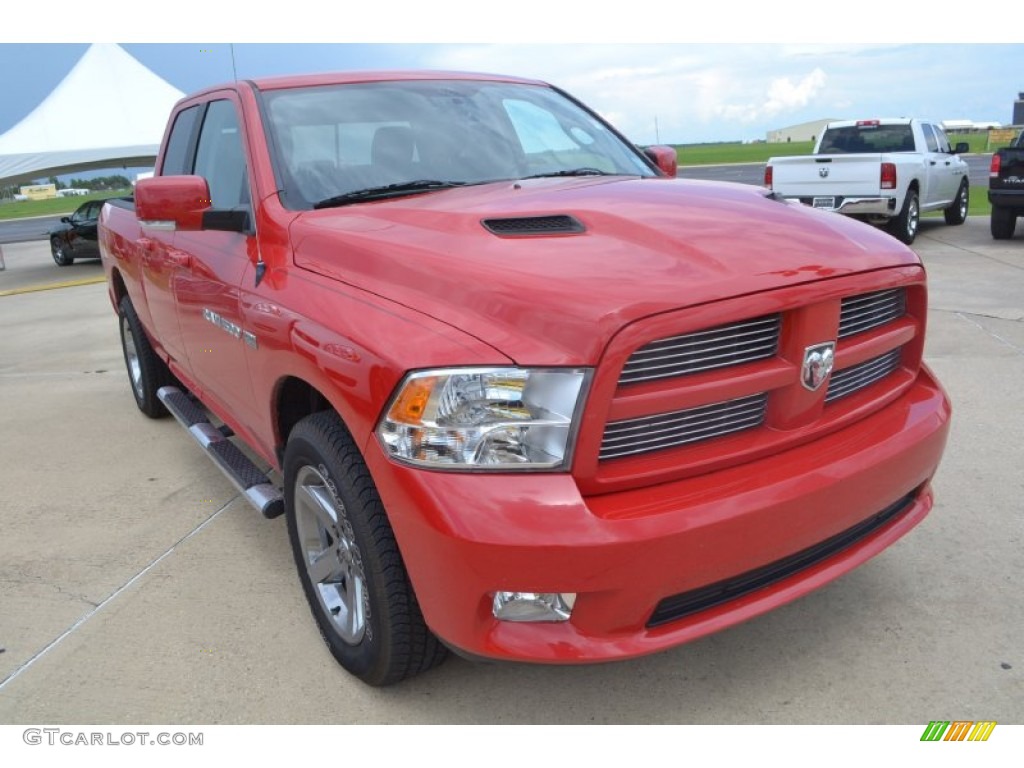 2012 Ram 1500 Sport Quad Cab 4x4 - Flame Red / Dark Slate Gray photo #11