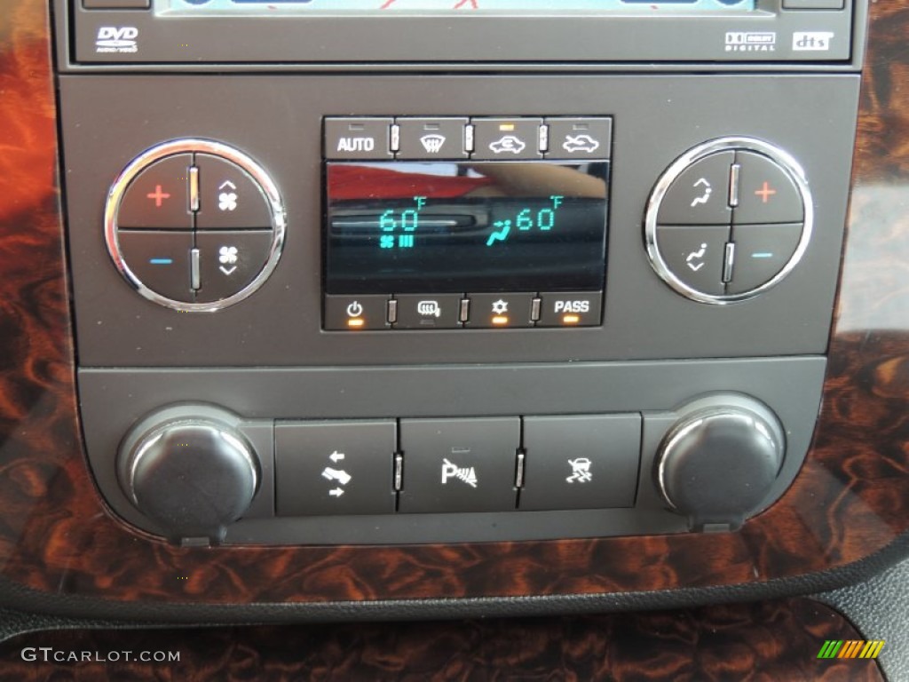 2010 GMC Sierra 1500 Denali Crew Cab Controls Photo #83697626