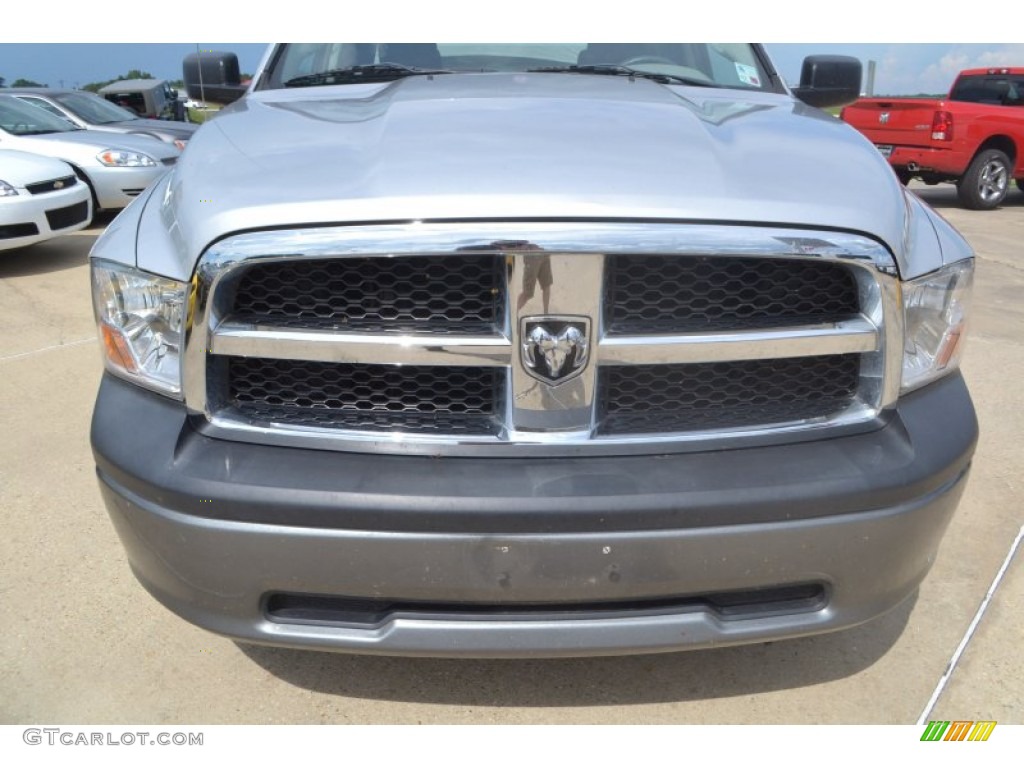 2010 Ram 1500 ST Quad Cab - Bright Silver Metallic / Dark Slate/Medium Graystone photo #10