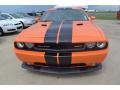 Header Orange - Challenger SRT8 392 Photo No. 14