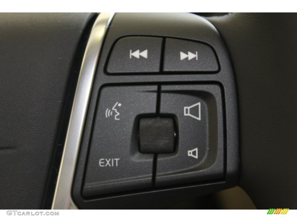 2014 Volvo XC60 3.2 Controls Photo #83702648