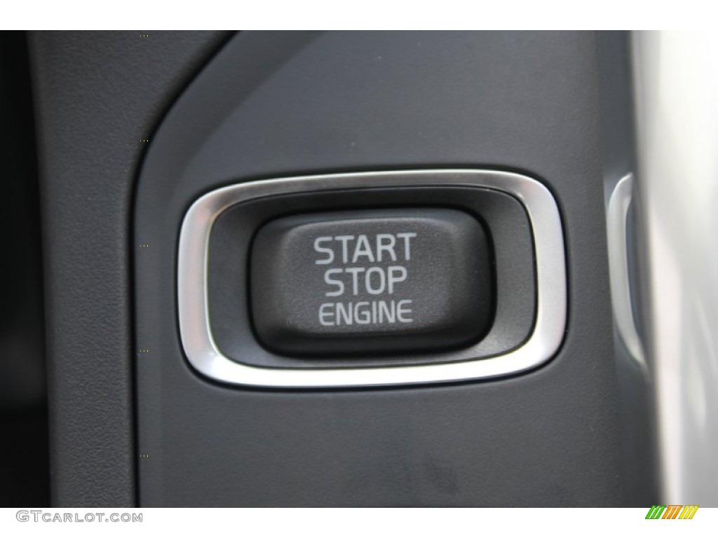 2014 Volvo XC60 T6 AWD Controls Photo #83703401