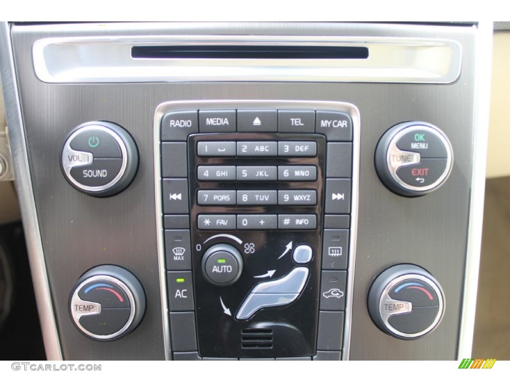 2014 Volvo XC60 T6 AWD Controls Photo #83703430