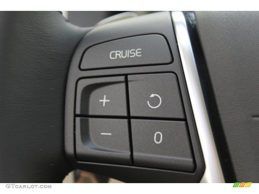 2014 Volvo XC60 T6 AWD Controls Photo #83703496