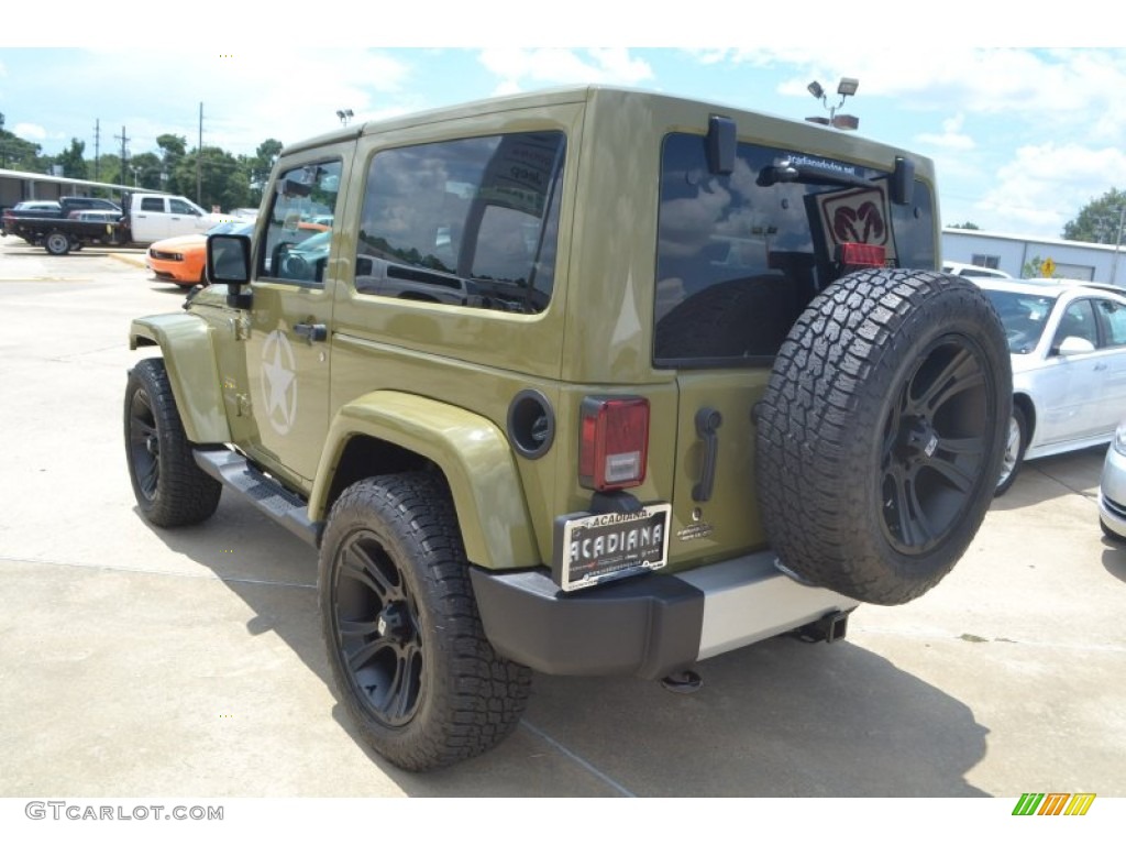 2013 Wrangler Sahara 4x4 - Commando Green / Black/Dark Saddle photo #3