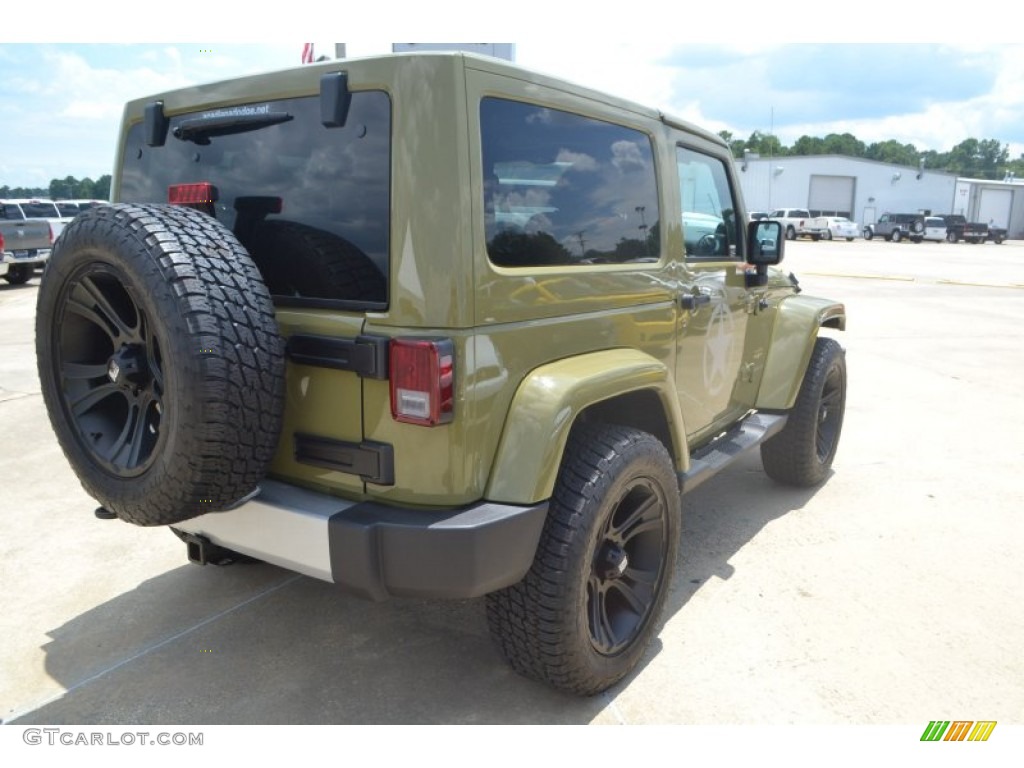 2013 Wrangler Sahara 4x4 - Commando Green / Black/Dark Saddle photo #6