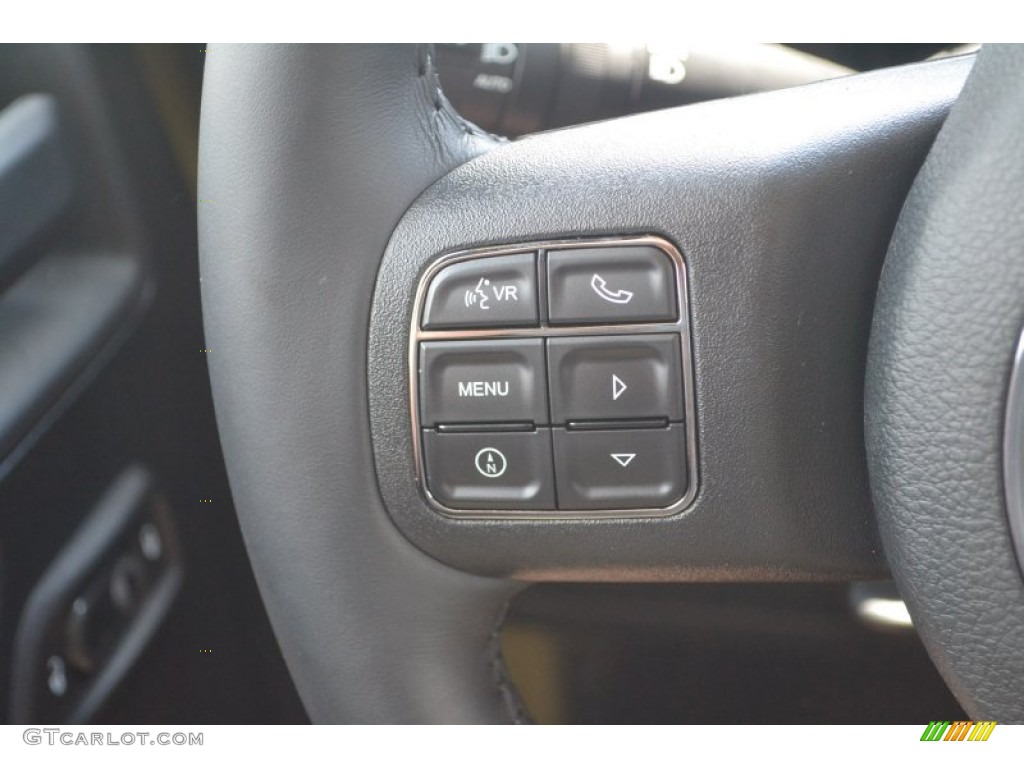 2013 Wrangler Sahara 4x4 - Commando Green / Black/Dark Saddle photo #22