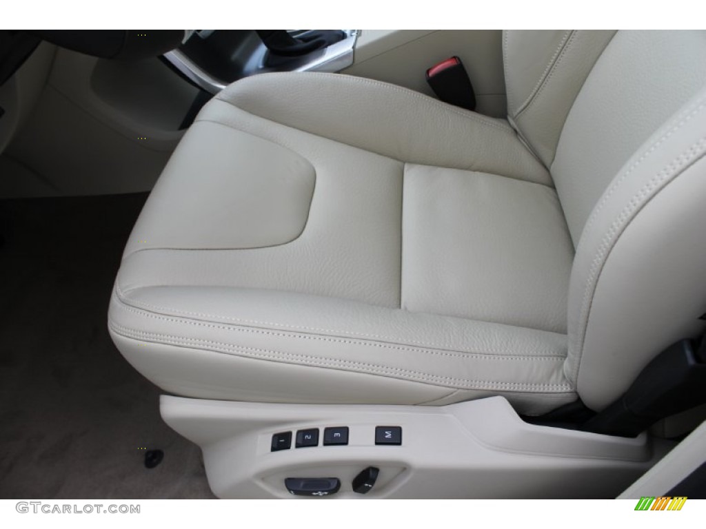 2014 Volvo XC60 T6 AWD Front Seat Photo #83704129