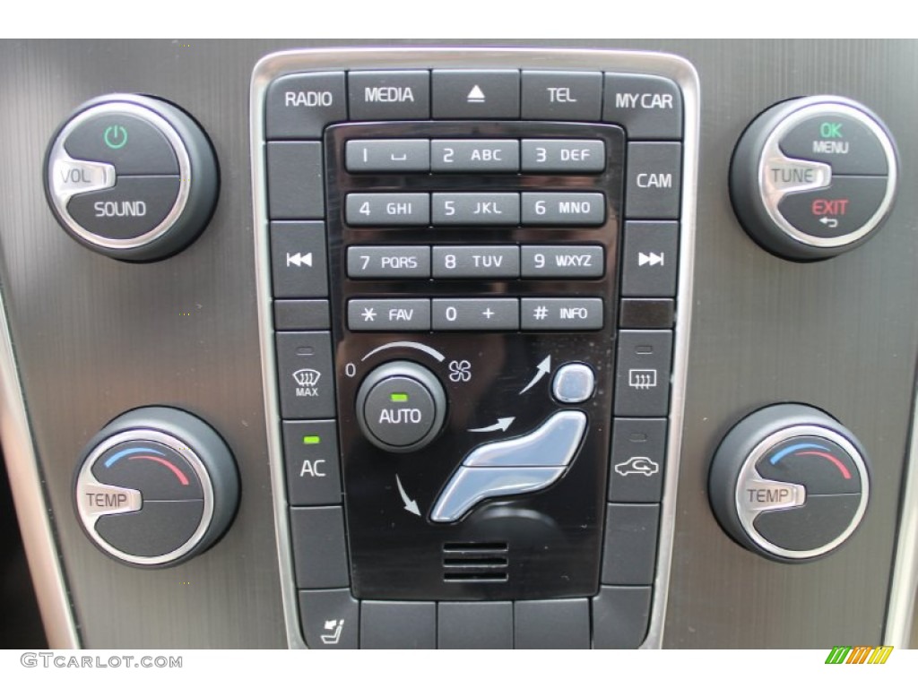 2014 Volvo XC60 T6 AWD Controls Photo #83704300