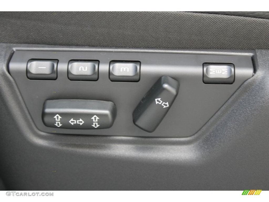 2014 Volvo XC90 3.2 Controls Photo #83705009