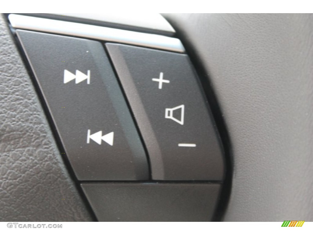 2014 Volvo XC90 3.2 Controls Photo #83705245