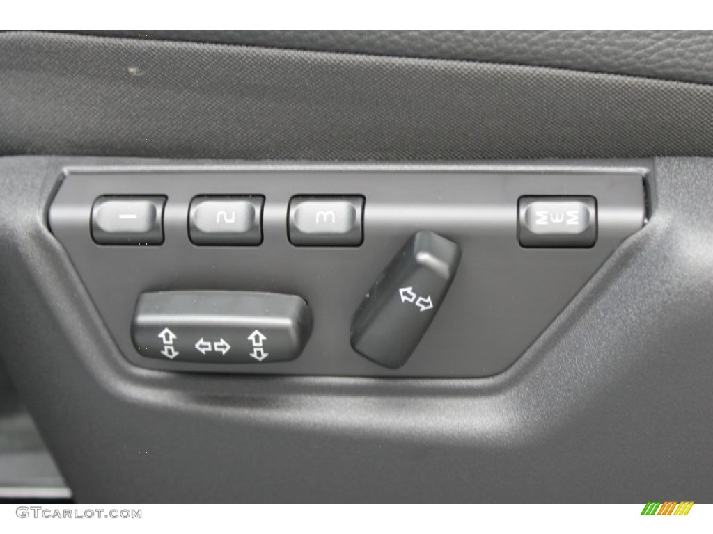 2014 Volvo XC90 3.2 Controls Photo #83705842