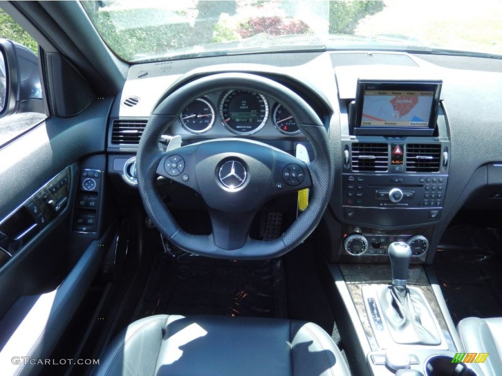 2009 Mercedes-Benz C 63 AMG Dashboard Photos